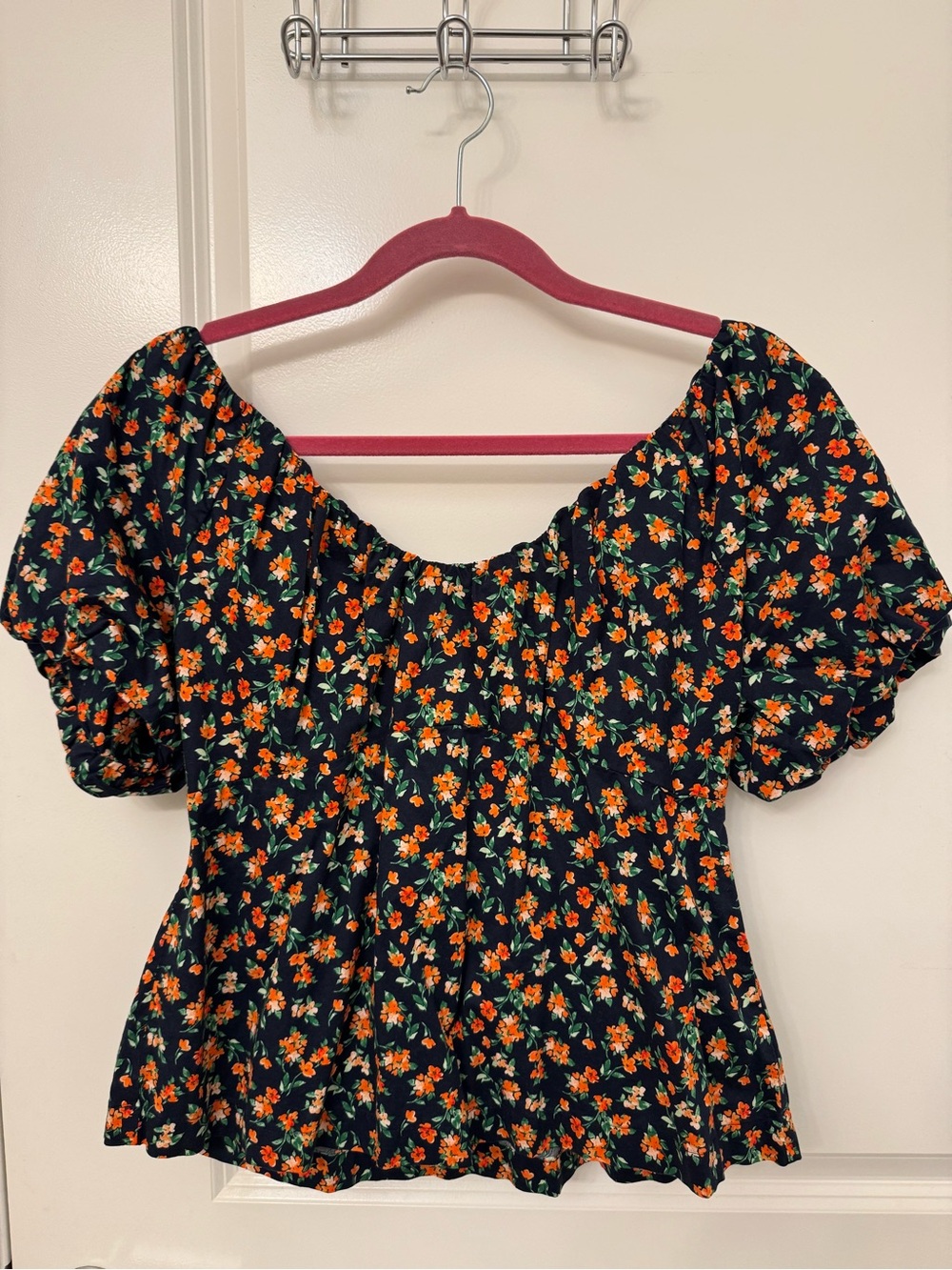 Old Navy Black Floral Puff-Sleeve Smocked Top